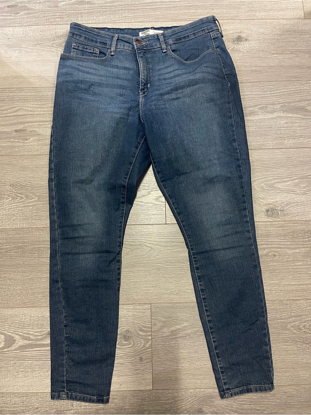 Signature by Levi Strauss Skinny Leg Jeans